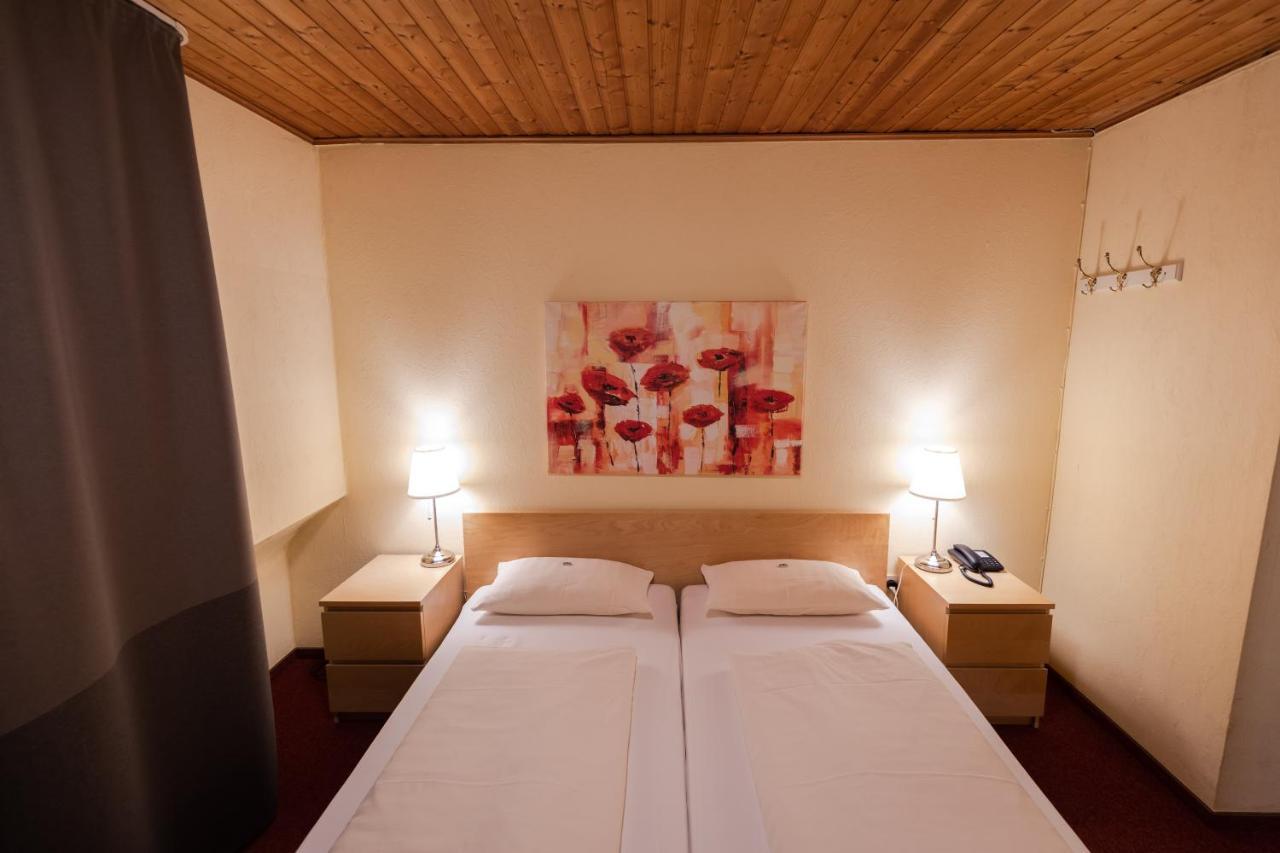 Landhotel Ewerts Insul ภายนอก รูปภาพ
